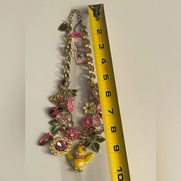 Betsey Johnson Chicken Garden Necklace NWT - Picture 3 of 3